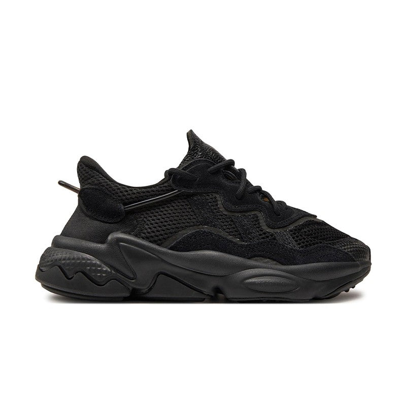 Adidas-Ozweego-Noir-EE6999