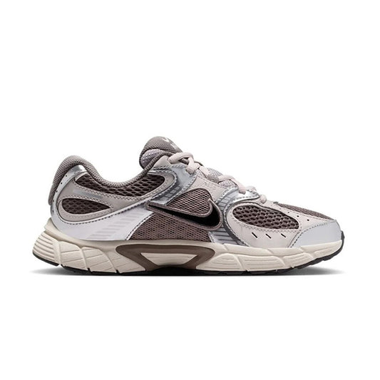 Nike-Vomero-5-RNR-Cave-Stone-HQ6411-200