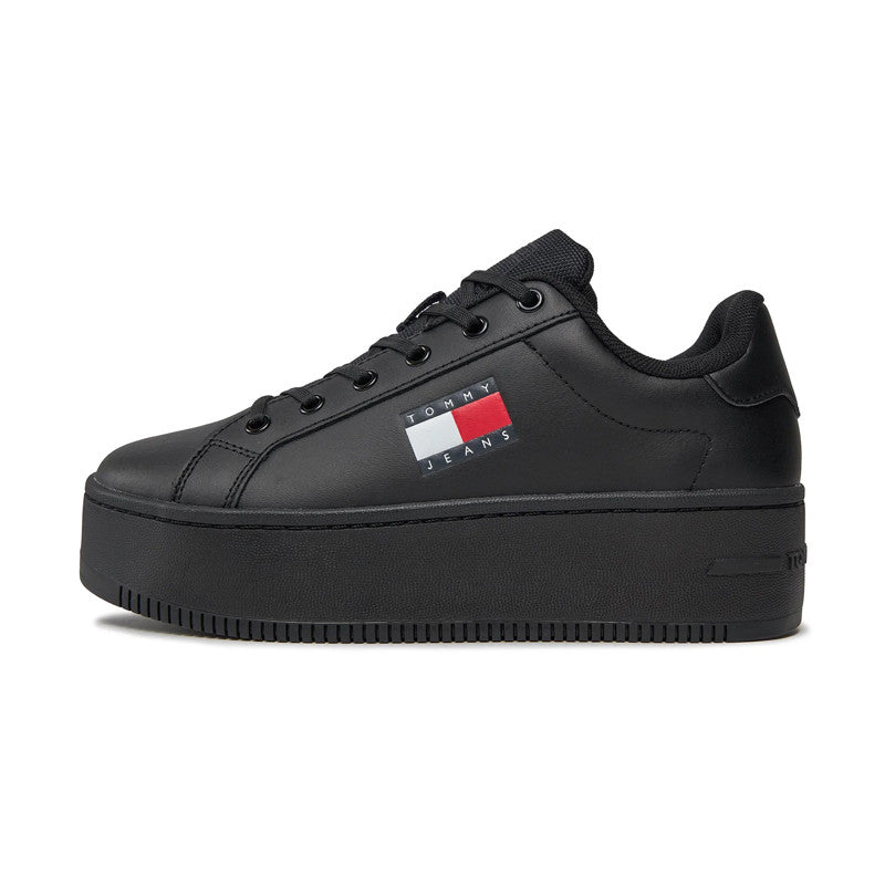 Tommy-Jeans-Flatform-Essential-Noir-EN0EN02518-BDS