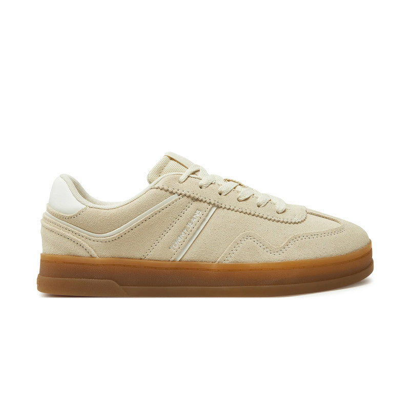 Tommy-Jeans-The-Greenwich-Suede-Beige-EN0EN02696-ACG