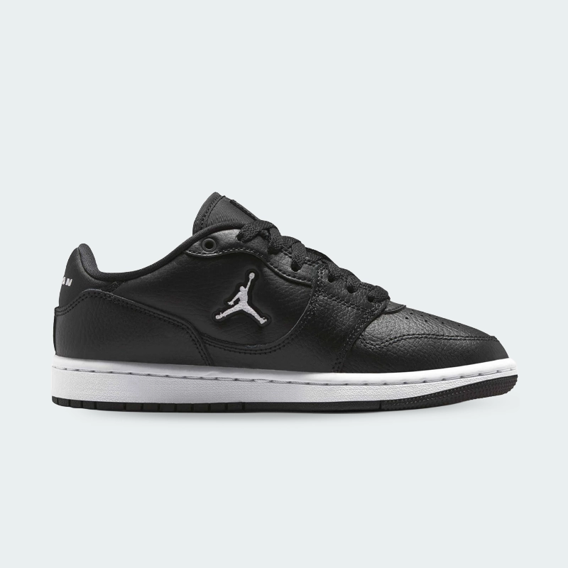 Jordan-Court-Connect-Low-BG-Black-IQ6016-001