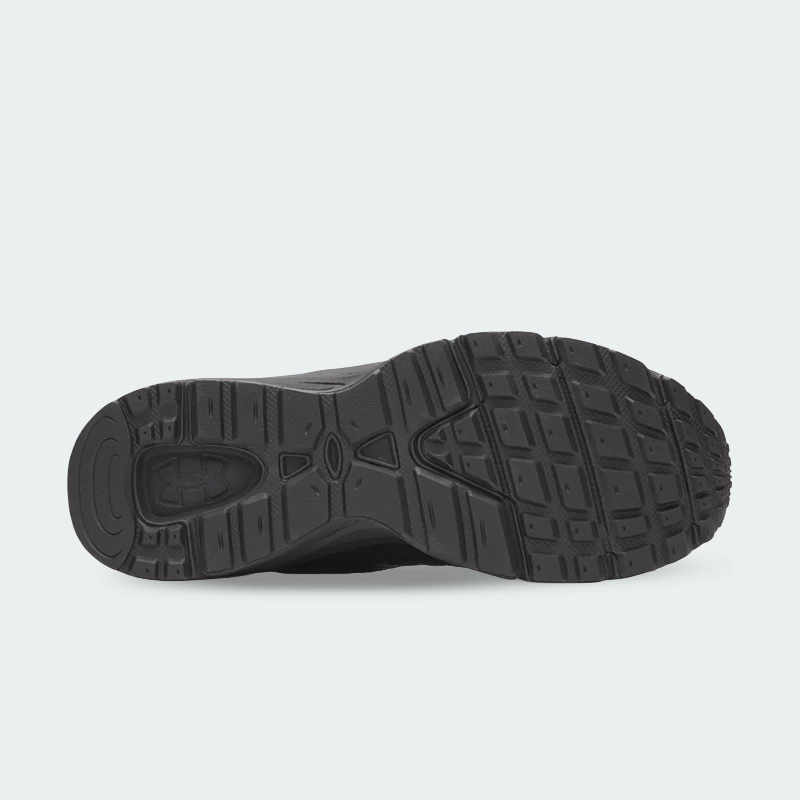 UA-Tech-Runner-Triple-Black-6011293-001