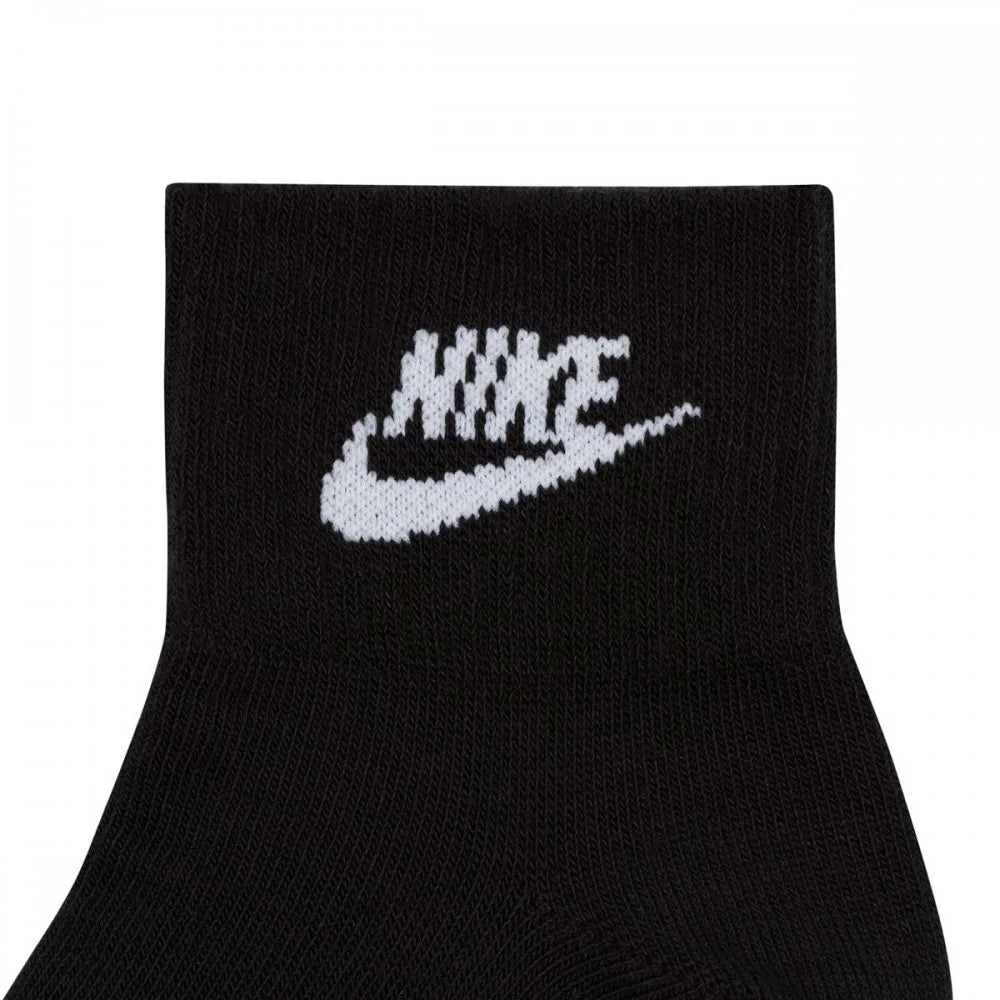 Pack-of-3-Nike-Everyday-Socks-DX5074-010