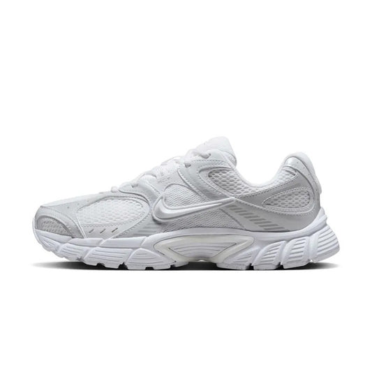 Chaussure W NIKE V5 RNR
