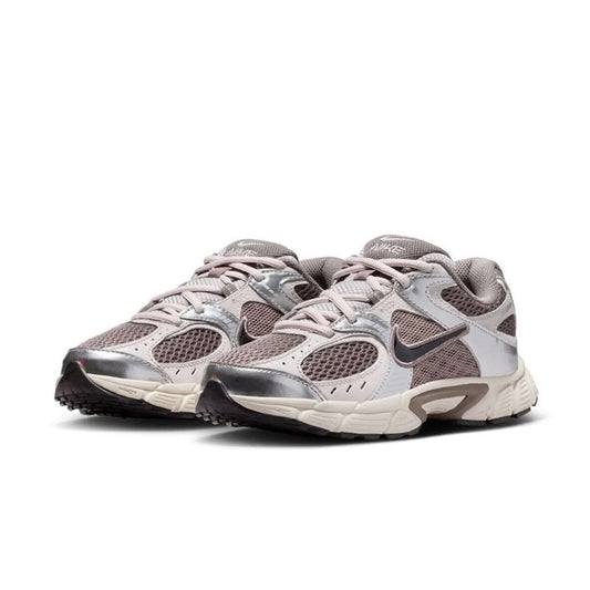 Chaussure NIKE V5 RNR BG