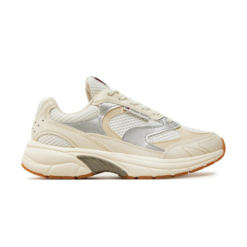 Tommy-Jeans-The-Coney-Metallic-Beige-EN0EN02772-ACG