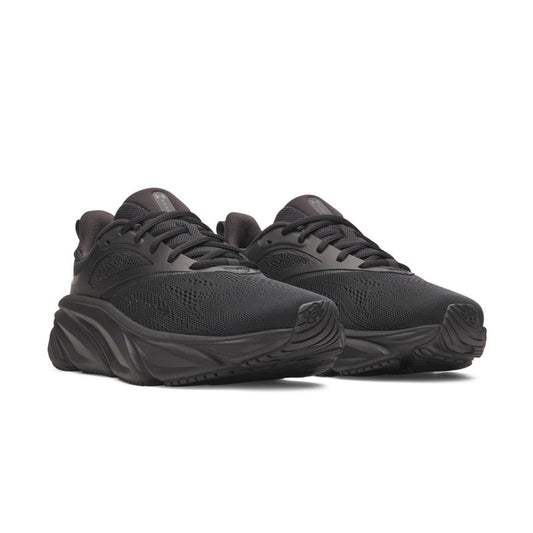 UA-Charged+-Rogue-6-Triple-Black-6006719-002
